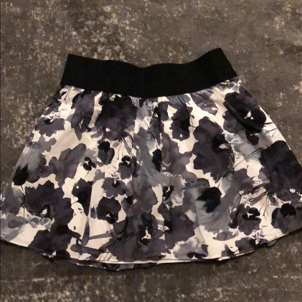 Express Floral skirt